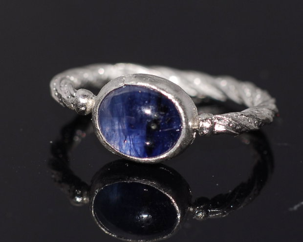 Inel argint 925 cu safir, inel rasucit, inel logodna, inel mic, inel marimea 50