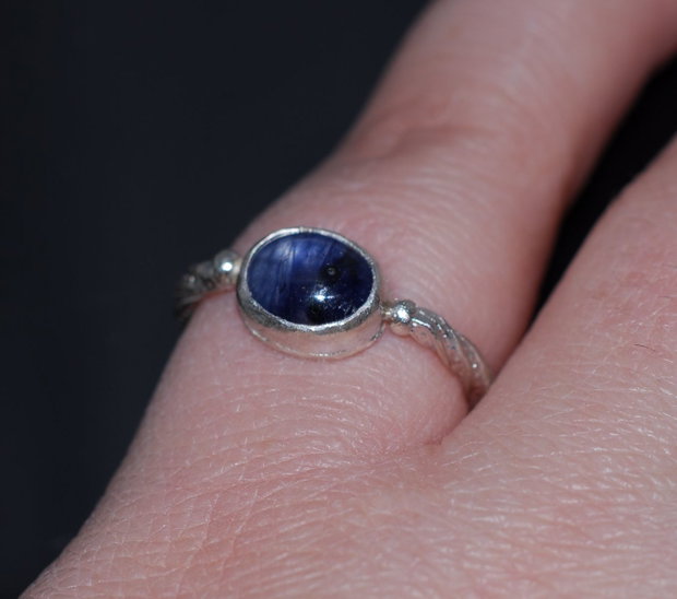 Inel argint 925 cu safir, inel rasucit, inel logodna, inel mic, inel marimea 50