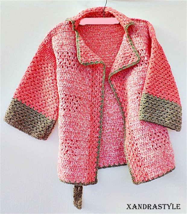 Jacheta roz crosetata