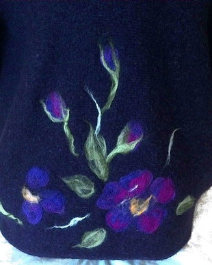 Cardigan de mohair si lana cu flori impaslite
