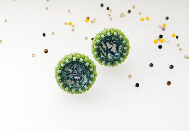 Cercei verde crud