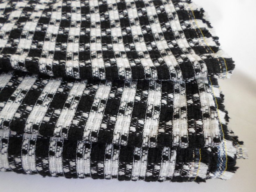 cupon stofa caro alb-negru