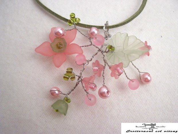 Colier de primavara - martisor