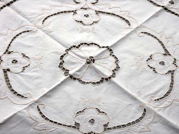 Broderie 1-262