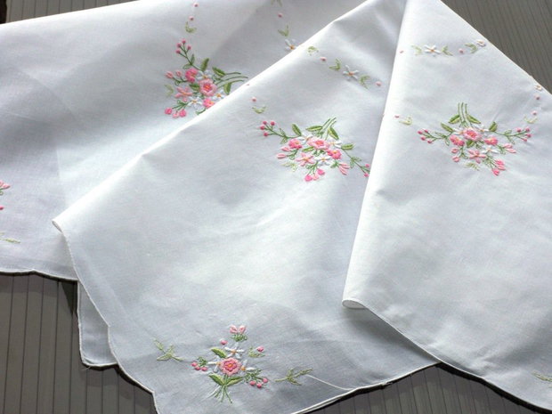 Broderie 1-263