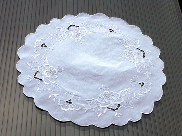 Broderie 1-273