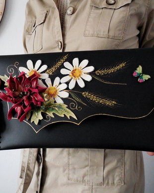 poseta plic handmade unicat din piele - Red Chrysanth