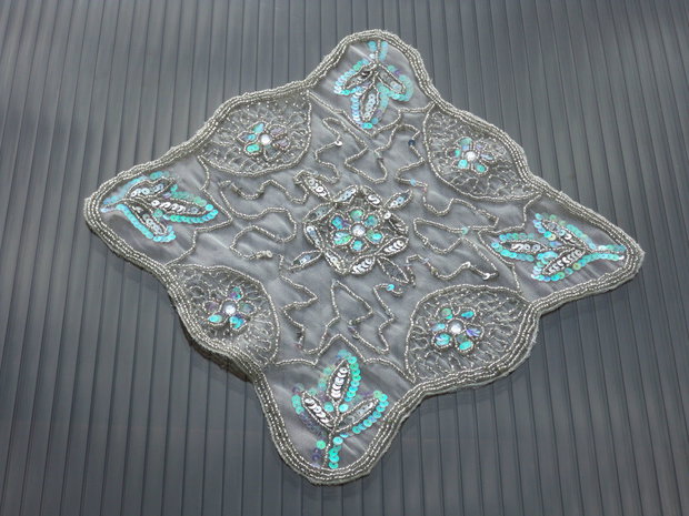 Broderie 1-285