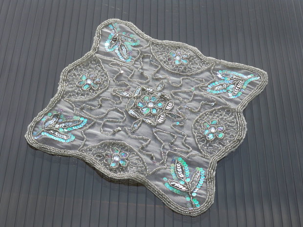Broderie 1-285