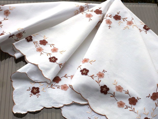 Broderie 1-291