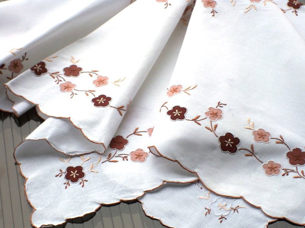 Broderie 1-291