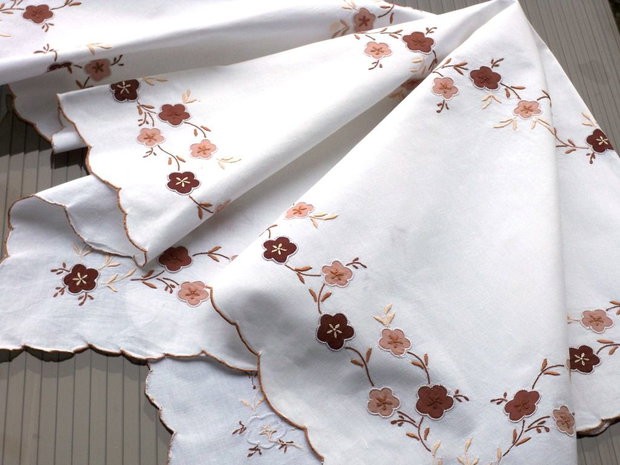 Broderie 1-291