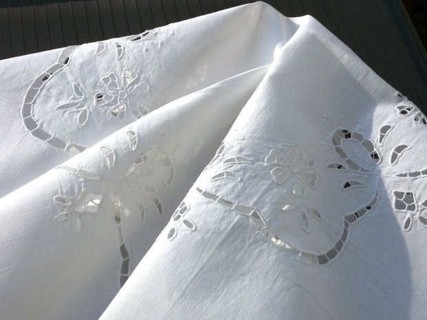 Broderie 1-297
