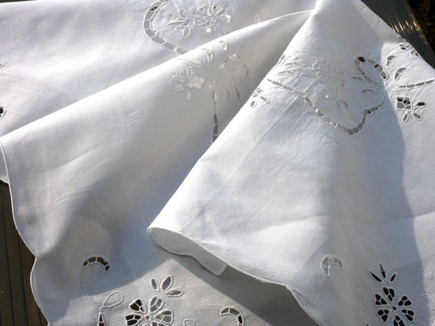 Broderie 1-297