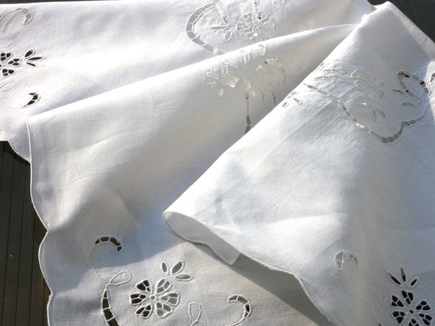 Broderie 1-297