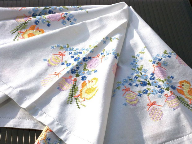 Broderie 1-298