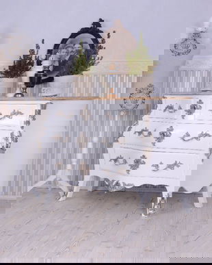 COMODA BAROC DIN LEMN MASIV ALB CU BLAT DIN MARMURA BEJ