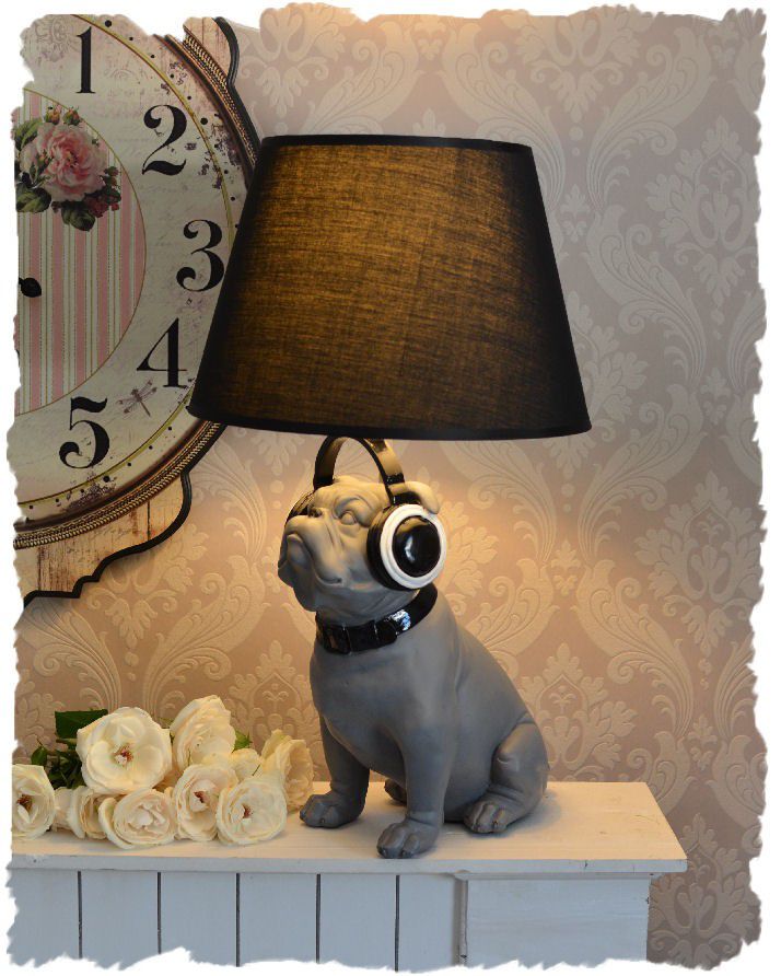 LAMPA DE MASA CU UN BULDOG CU CASTI