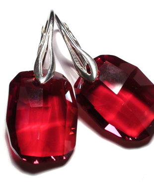 Cercei rosii mari din Cristale Swarovski graphic si argint 925  CE256.3 - cadou romantic, cadou pentru sotie, cercei casual, cadou 8 martie