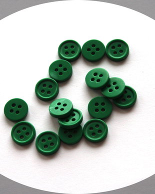 Nasturi din plastic