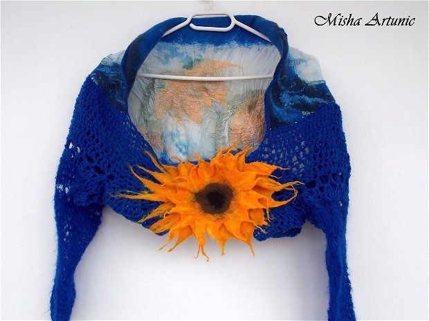 Vandur Bolero inchis din matase si lana impaslita, cu Floarea soarelui