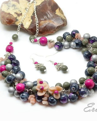 Set colier si cercei-floricele colorate(7)