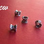 Clepsidra model 2 din argint antichizat aprox 5x5 mm