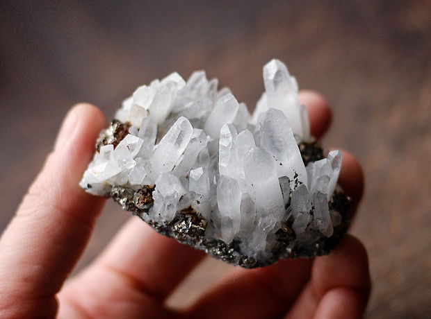 Specimen - Cluster Quartz & calcopirit - de la Herja