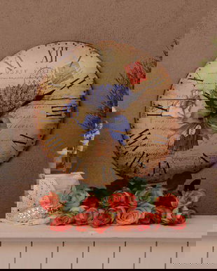 CEAS MARE VINTAGE CU UN BUCHET DE FLORI