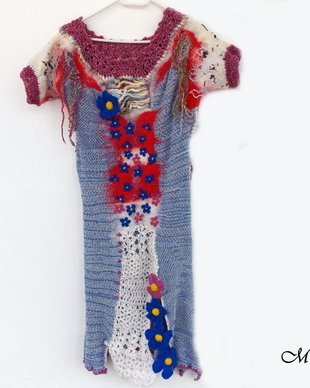 Rochita impaslita, crosetata Hippie cu floricele