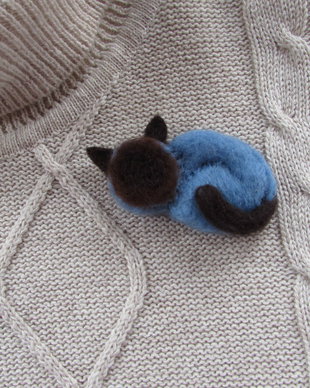 Brosa/ornament `Pisica`