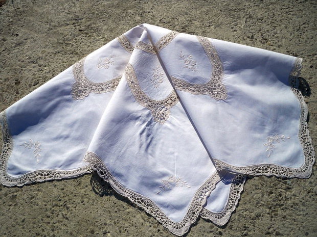 Broderie 1-341