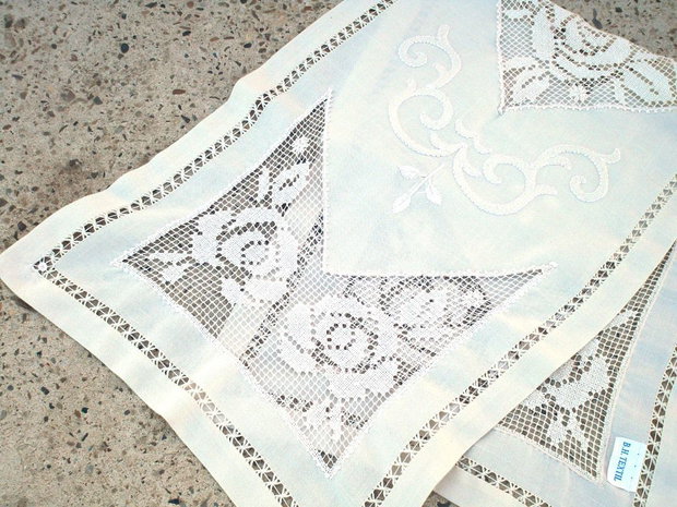 Broderie 1-349