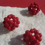 Sfera tesuta din margele de coral rosu aprox 19-20 mm