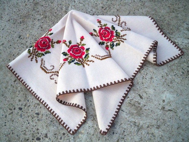 Broderie 1-357