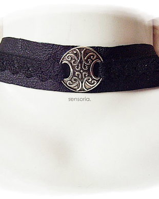 chocker cu pafta
