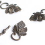 Inchizatoare decorativa bronz - toggle - frunza vita de vie