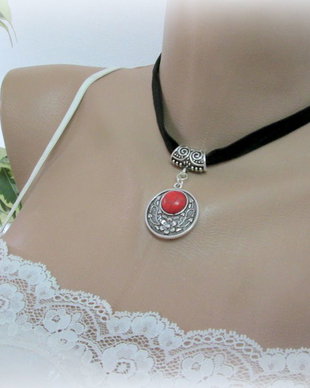 Choker 3