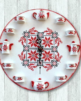 Ceas de perete cu motiv traditional 7552