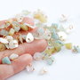 Mix  {10 buc} Prehnit, Sidef, Amazonit, Jad Olive prins cu ace decorative aurii cu bila si buclate