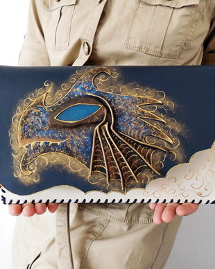 Poseta plic handmade unicat din piele naturala -Blue Eye Dragon