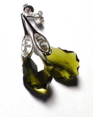 Pandantiv si cercei verzi din Argint 925 si Cristale Swarovski baroc - PA099.1l, CE099.1l - cadou pentru ea, cercei casual din cristale, cercei si colier oliv, cadou 8 martie, cadou romantic