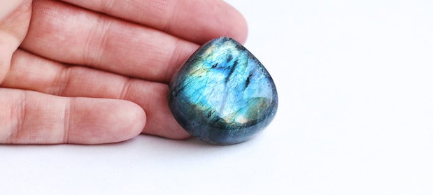 Cabochon Labradorit Lacrima - 70 carate  - spectrolit  - IIL9