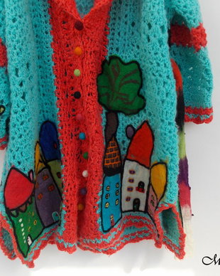 Cardigan crosetat si casute impaslite