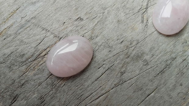 Cabochon cuart roz, 20x15 mm