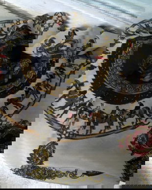 BATIC VINTAGE ANII 80 MATASE NATURALA MODEL ECVESTRU MARGINI RULATE MANUAL 82/82 CM