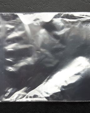 LAE29 - (10 buc) pungi zip 6x8 cm