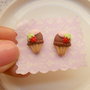Cercei Raspberry Cupcakes