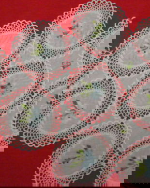 Traversa din rozete cu broderie si dantela