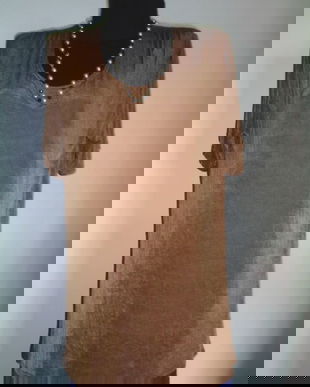 BLUZA BRODATA LA SPATE